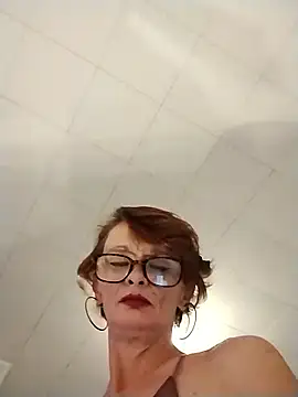 ivylee31 online show from January 16, 10:25 pm