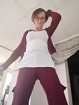 ivylee31 online show from November 28, 5:46 pm