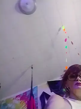 ivylee31 online show from March 23, 9:14 pm