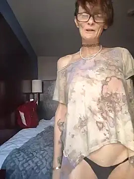 ivylee31 online show from January 8, 9:12 pm