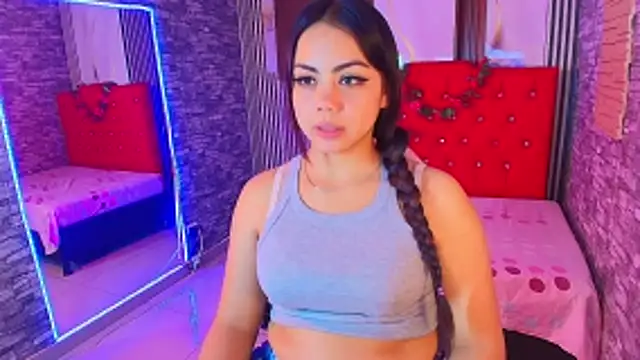 Snapshot of maribelsex303av chatting on November 6, 11:14 am maribelsex303av online show from November 6, 11:14 am