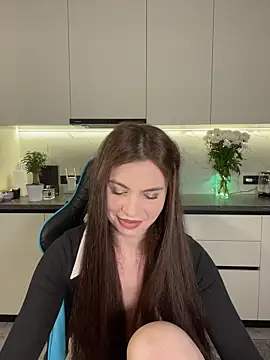 CurlyLara online show from December 3, 2:38 pm