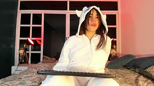 shaidyscott online show from October 10, 3:07 am