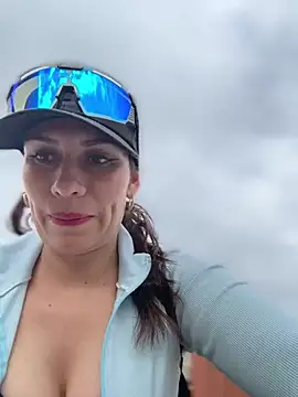 Alysson-- online show from April 2, 12:34 pm