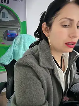 Snapshot of Alysson-- chatting on May 2, 2:00 pm Alysson-- online show from May 2, 2:00 pm