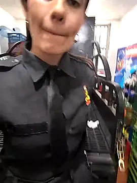 Alysson-- online show from September 28, 1:40 pm