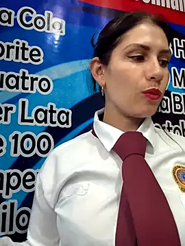 Alysson-- online show from November 18, 12:41 pm