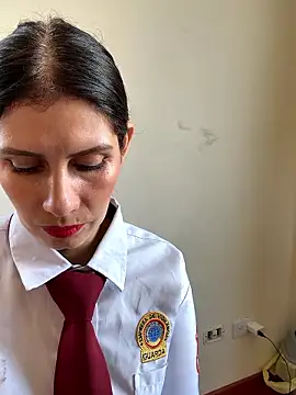 Alysson-- online show from January 13, 2:43 pm