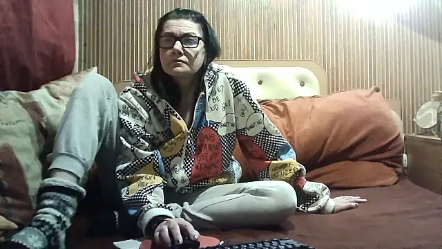 AlanaLaDream online show from January 11, 6:15 pm