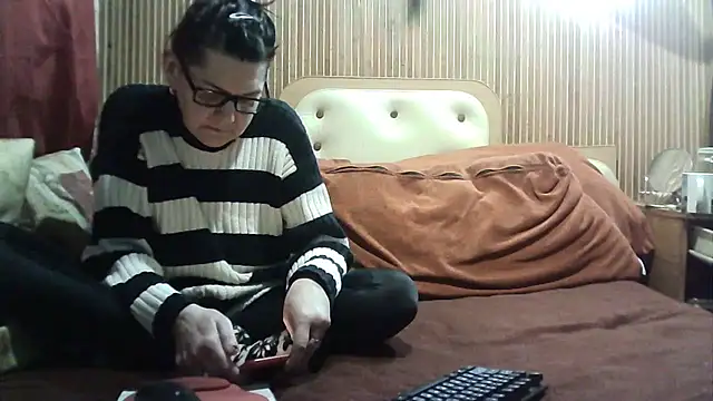 AlanaLaDream online show from January 12, 9:41 pm