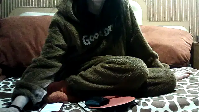 AlanaLaDream online show from March 3, 2:35 pm