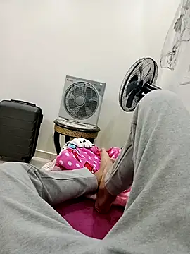 Anal Fisting9 online show from September 25, 9:10 pm