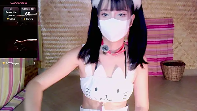 Snapshot of desiregirl69 chatting on May 19, 3:19 pm desiregirl69 online show from May 19, 3:19 pm