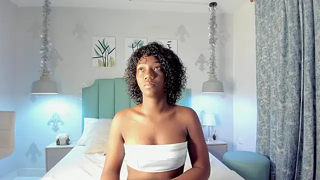 Khenta Michells online show from March 19, 10:44 am