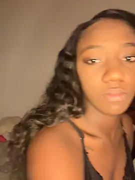 Khenta Michells online show from November 17, 11:03 am