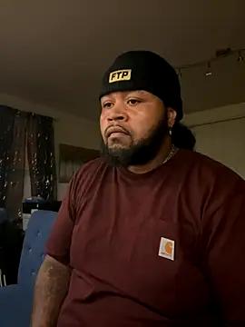 Snapshot of Pap1_Champo chatting on September 9, 3:27 am Pap1 Champo online show from September 9, 3:27 am