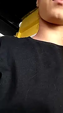 yummi  priv online show from December 11, 6:20 pm