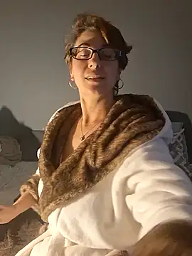 Snapshot of MsPink_Flamingtoes544 chatting on September 27, 1:06 pm MsPink Flamingtoes544 online show from September 27, 1:06 pm