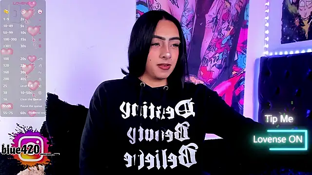 Skyler  blue4 online show from December 20, 4:54 pm