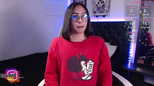 Skyler  blue4 online show from October 12, 10:44 pm