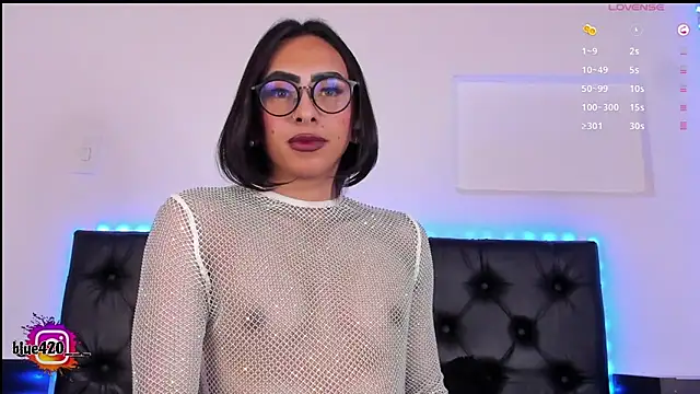 Skyler  blue4 online show from February 3, 1:19 pm