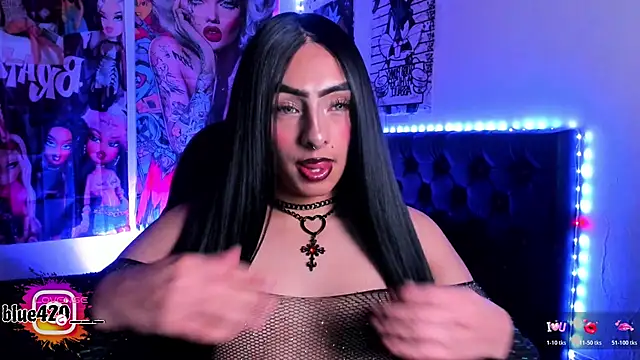 Skyler  blue4 online show from March 3, 1:23 am