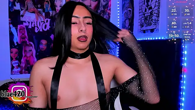 Skyler  blue4 online show from February 20, 6:26 am