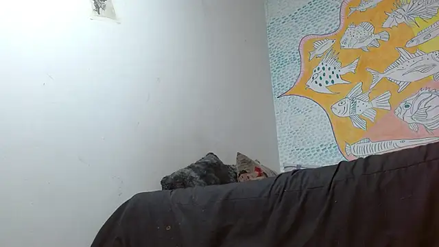 Snapshot of Party_trans chatting on February 2, 1:12 am Party trans online show from February 2, 1:12 am