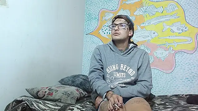 Snapshot of Party_trans chatting on March 5, 9:15 pm Party trans online show from March 5, 9:15 pm