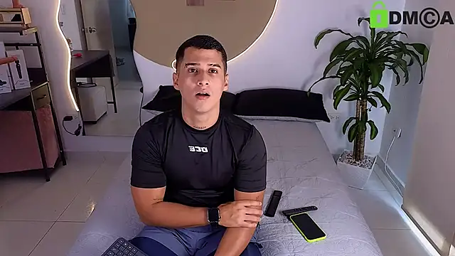 hot69temptation  online show from April 8, 3:02 pm