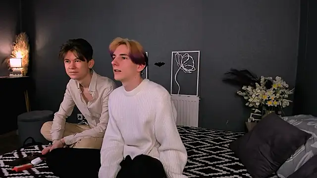 AndrewwCarter2 online show from February 14, 7:25 pm