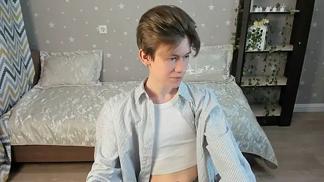 AndrewwCarter2 online show from December 20, 7:39 pm