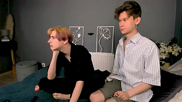 AndrewwCarter2 online show from February 19, 7:33 pm