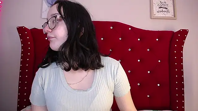 charlotte1-ls online show from February 17, 9:32 pm
