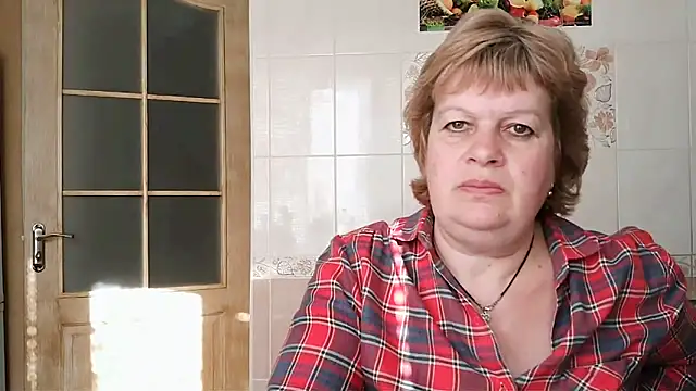 Ettie Tonia online show from March 20, 1:37 pm