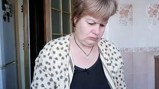 Ettie Tonia online show from January 10, 7:25 am