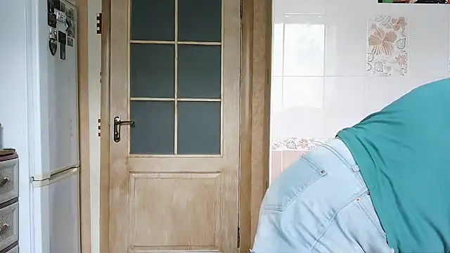 Ettie Tonia online show from September 27, 11:16 am