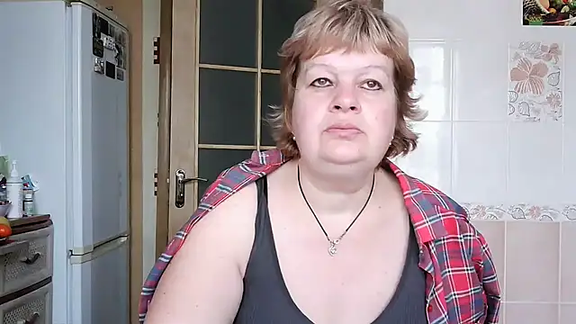 Ettie Tonia online show from March 15, 6:58 am