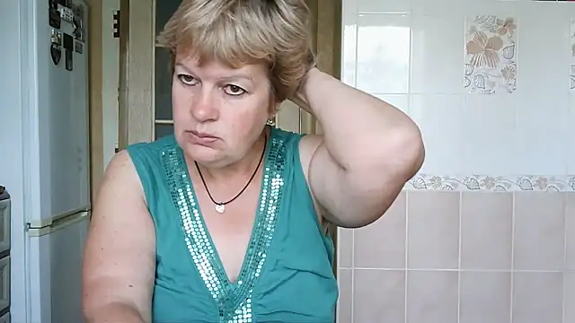 Ettie Tonia online show from October 3, 7:54 am