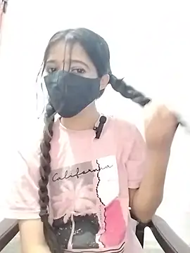 Snapshot of Cute-Ridhima chatting on June 22, 8:44 am Cute-Ridhima online show from June 22, 8:44 am