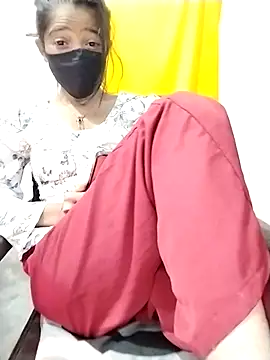 Snapshot of Cute-Ridhima chatting on November 8, 11:03 am Cute-Ridhima online show from November 8, 11:03 am