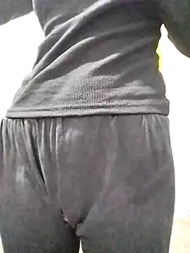 Snapshot of Cute-Ridhima chatting on November 28, 3:50 am Cute-Ridhima online show from November 28, 3:50 am