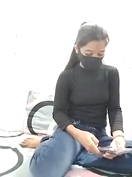 Snapshot of Cute-Ridhima chatting on February 25, 4:45 am Cute-Ridhima online show from February 25, 4:45 am