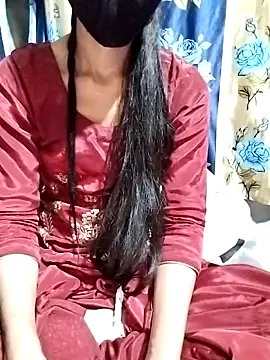 Snapshot of Cute-Ridhima chatting on February 18, 6:15 pm Cute-Ridhima online show from February 18, 6:15 pm