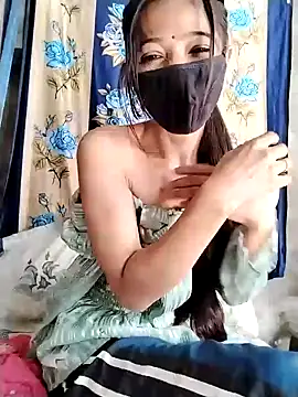 Snapshot of Cute-Ridhima chatting on February 24, 7:44 am Cute-Ridhima online show from February 24, 7:44 am