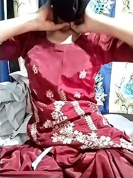 Snapshot of Cute-Ridhima chatting on February 20, 4:28 am Cute-Ridhima online show from February 20, 4:28 am
