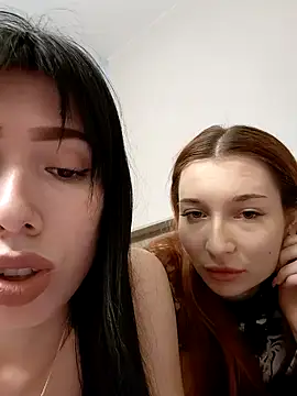 KeithTown online show from November 18, 4:43 pm