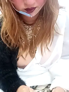 Snapshot of Dr_Kamsutra chatting on December 22, 4:40 pm Dr Kamsutra online show from December 22, 4:40 pm