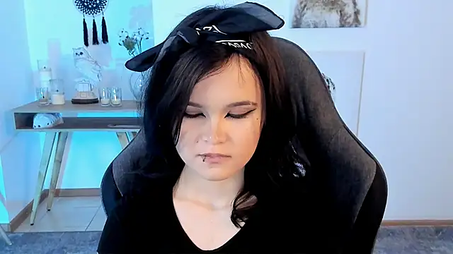 Elainebeness online show from February 26, 10:58 pm