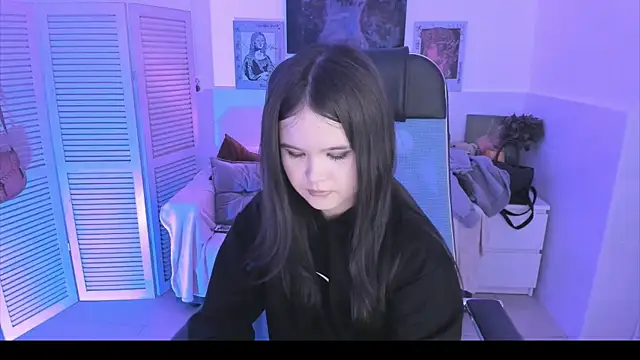 Elainebeness online show from October 24, 7:13 pm